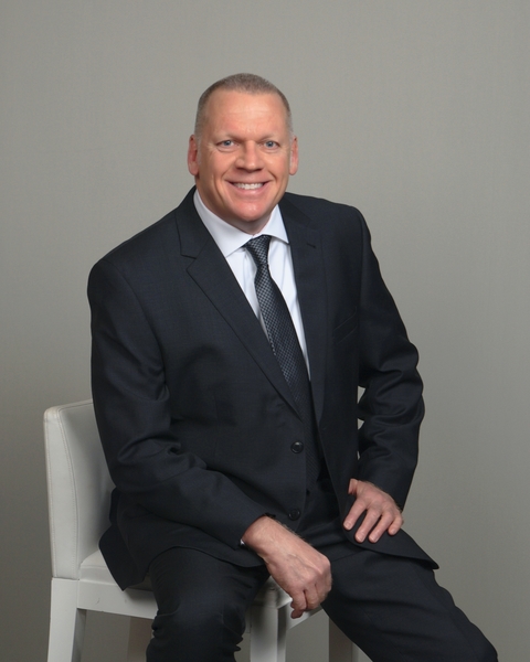 Stephen Dawson Sitting